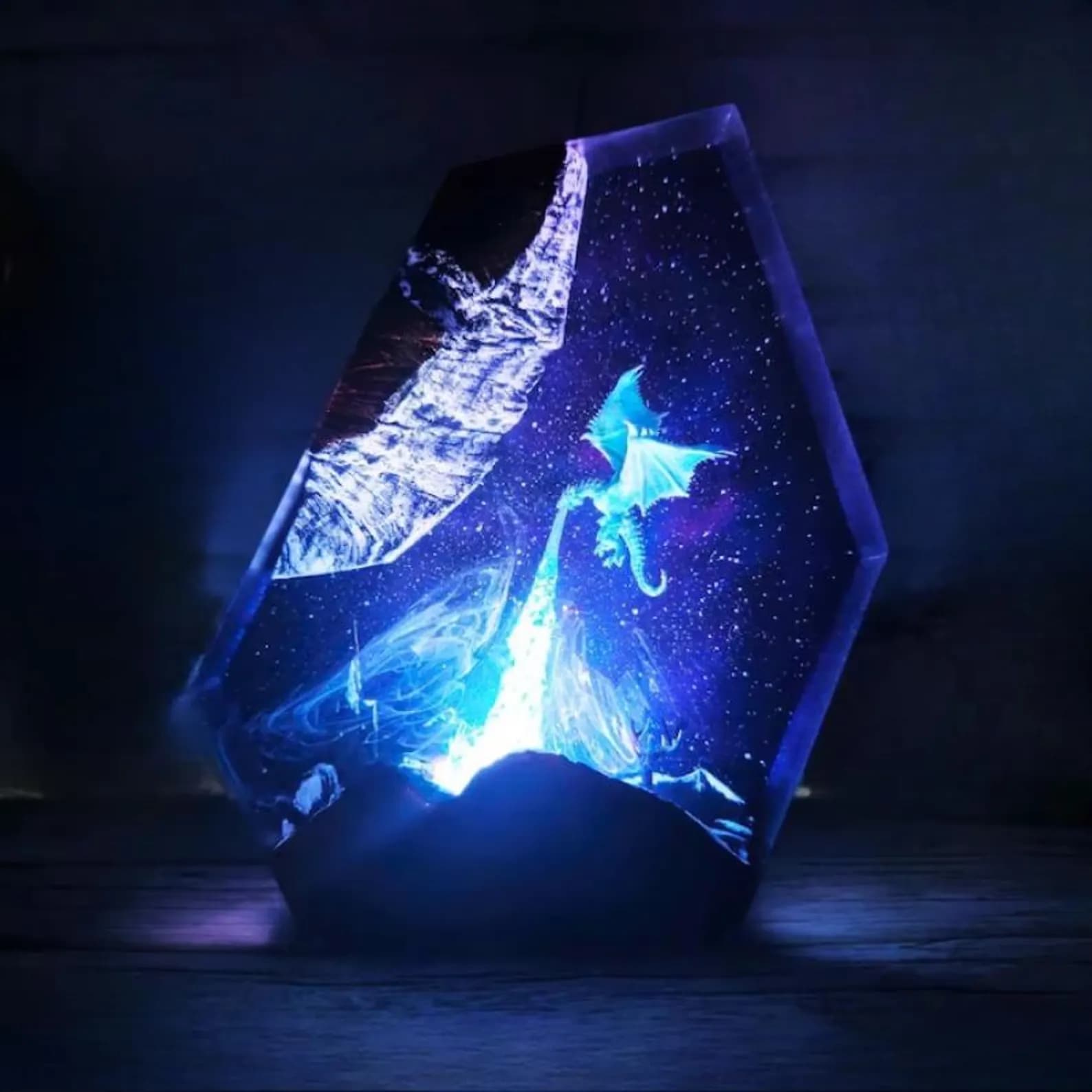 PREMIUM Fire Dragon Resin Lamp, Handmade Fantasy Diorama Light with LED Flames, Dragon Gift for RPG Fantasy Fans, Unique Xmas Gift For Kid 11