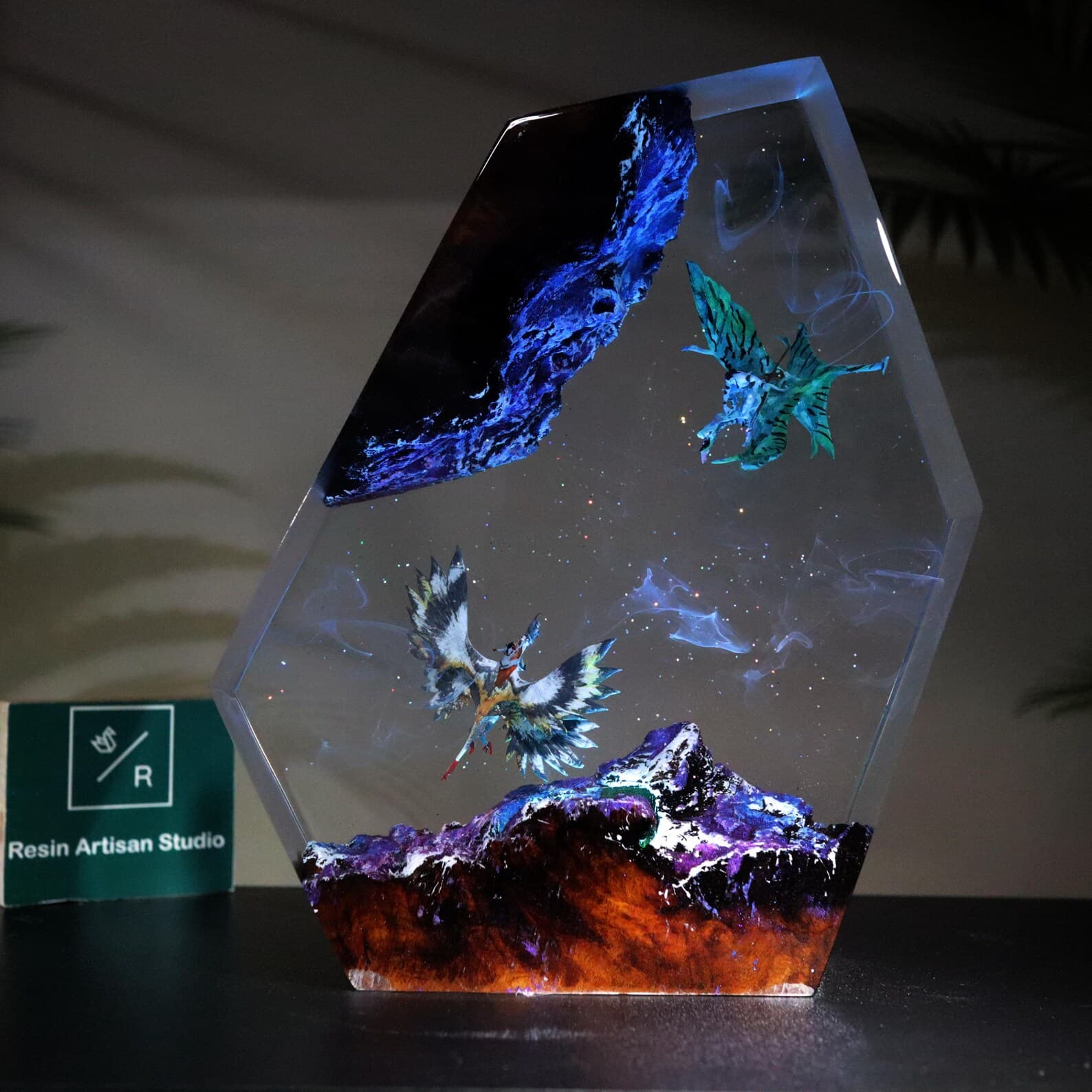 Diorama Windtraders Jake Sully VS Nightwraith Varang Avatar 3 Resin figure Night Light, Avatar 3 fire and ash Figure gift, Unique Desk Lamp 8