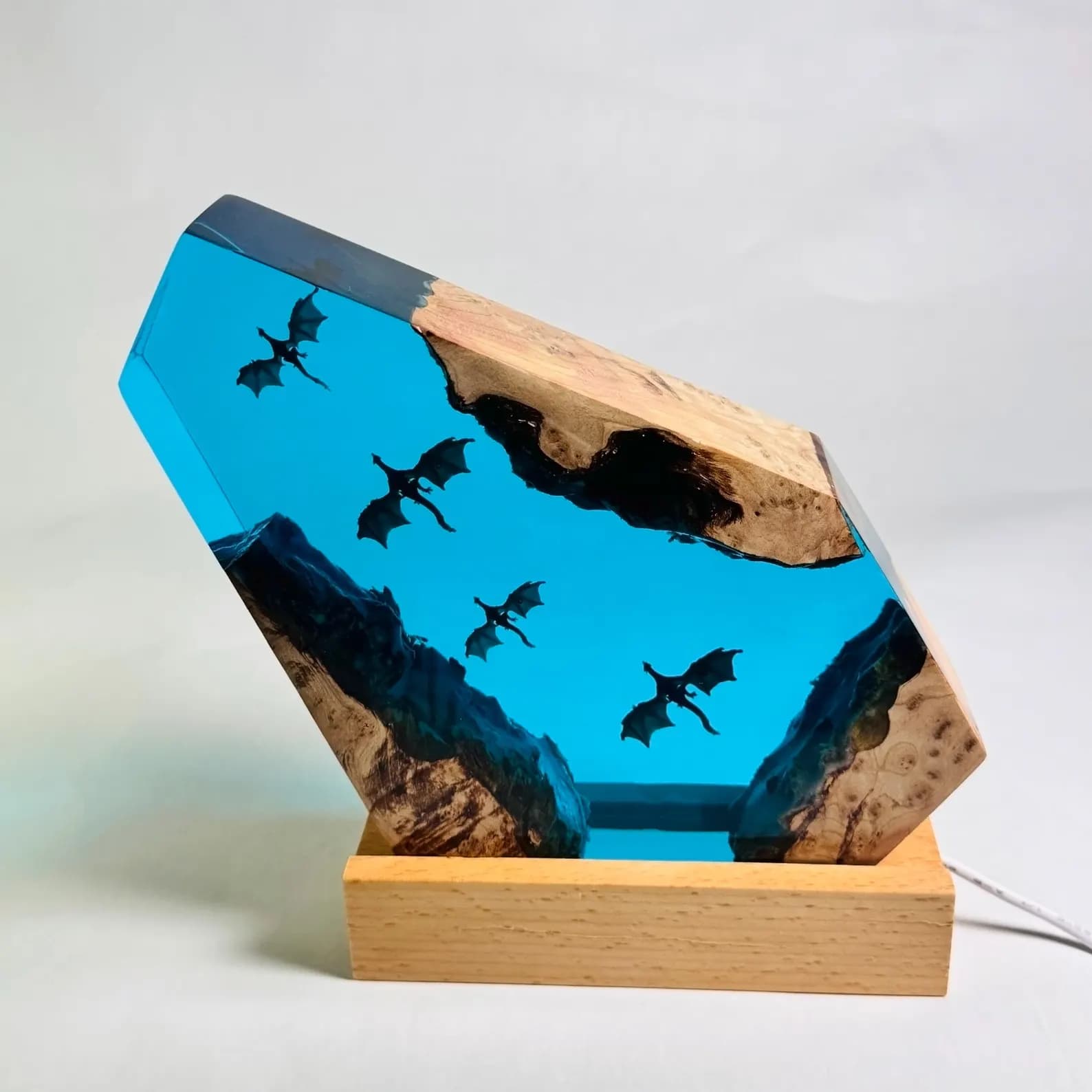 Handmade Dragon-shaped Resin Night Light – Boys' Birthday Gift | Children's Fantasy Bedroom Table Lamp 16