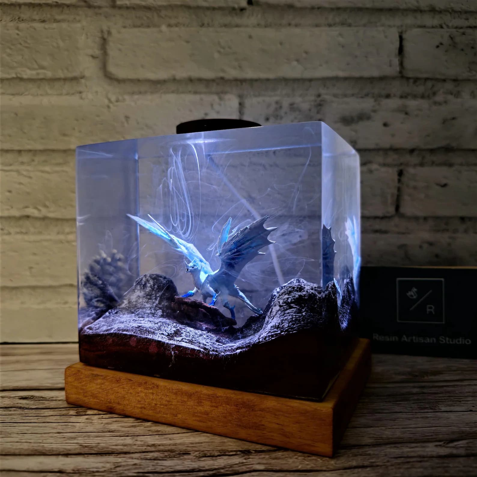 Customer Hunter monster Lamp, Valentine Gift Ice Dragon, The Iceborne Wyvern, Ice Dragon that, Freezes All, Lord of the Tundra, Lord of Ice 8