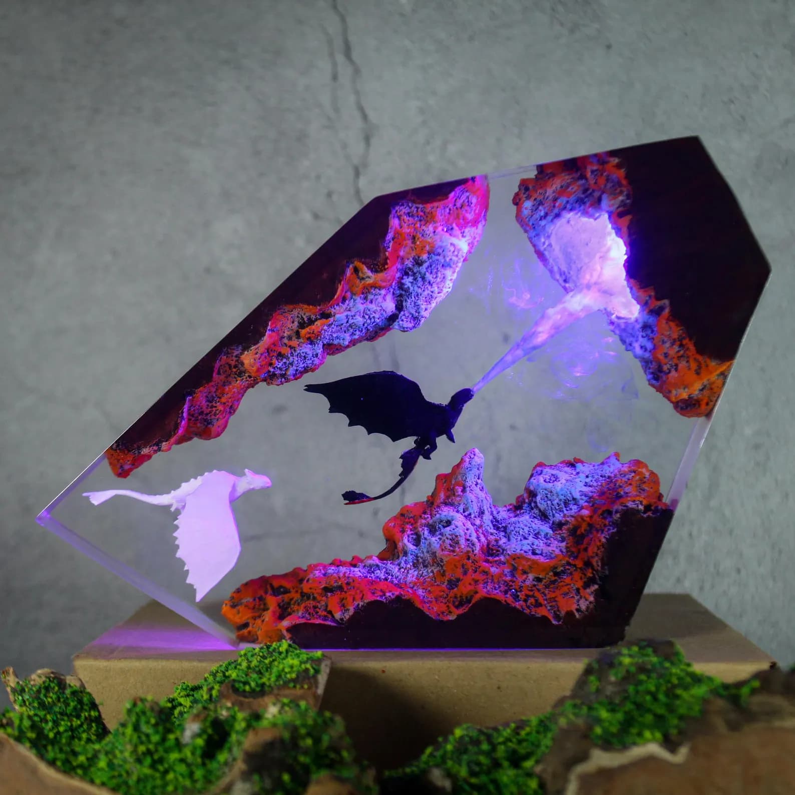 Toothless & Light Fury Dragon Resin Lamp: Handmade LED Night Light 8
