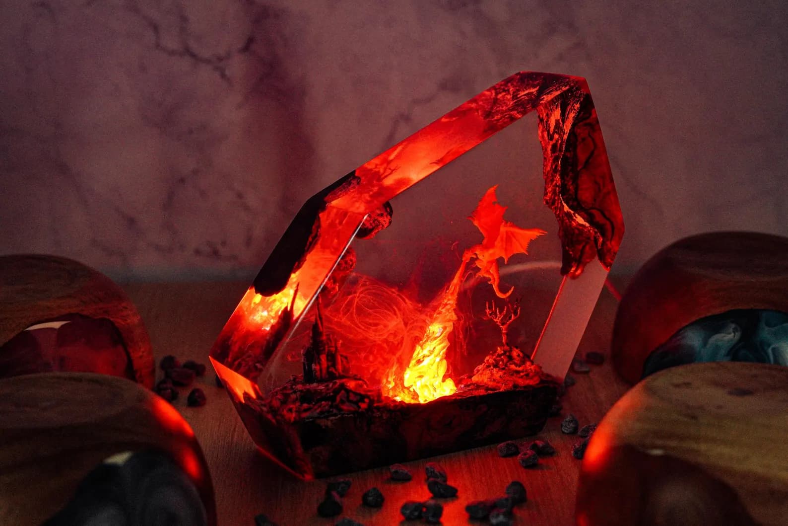 PREMIUM Fire Dragon Resin Lamp, Handmade Fantasy Diorama Light with LED Flames, Dragon Gift for RPG Fantasy Fans, Unique Xmas Gift For Kid 10