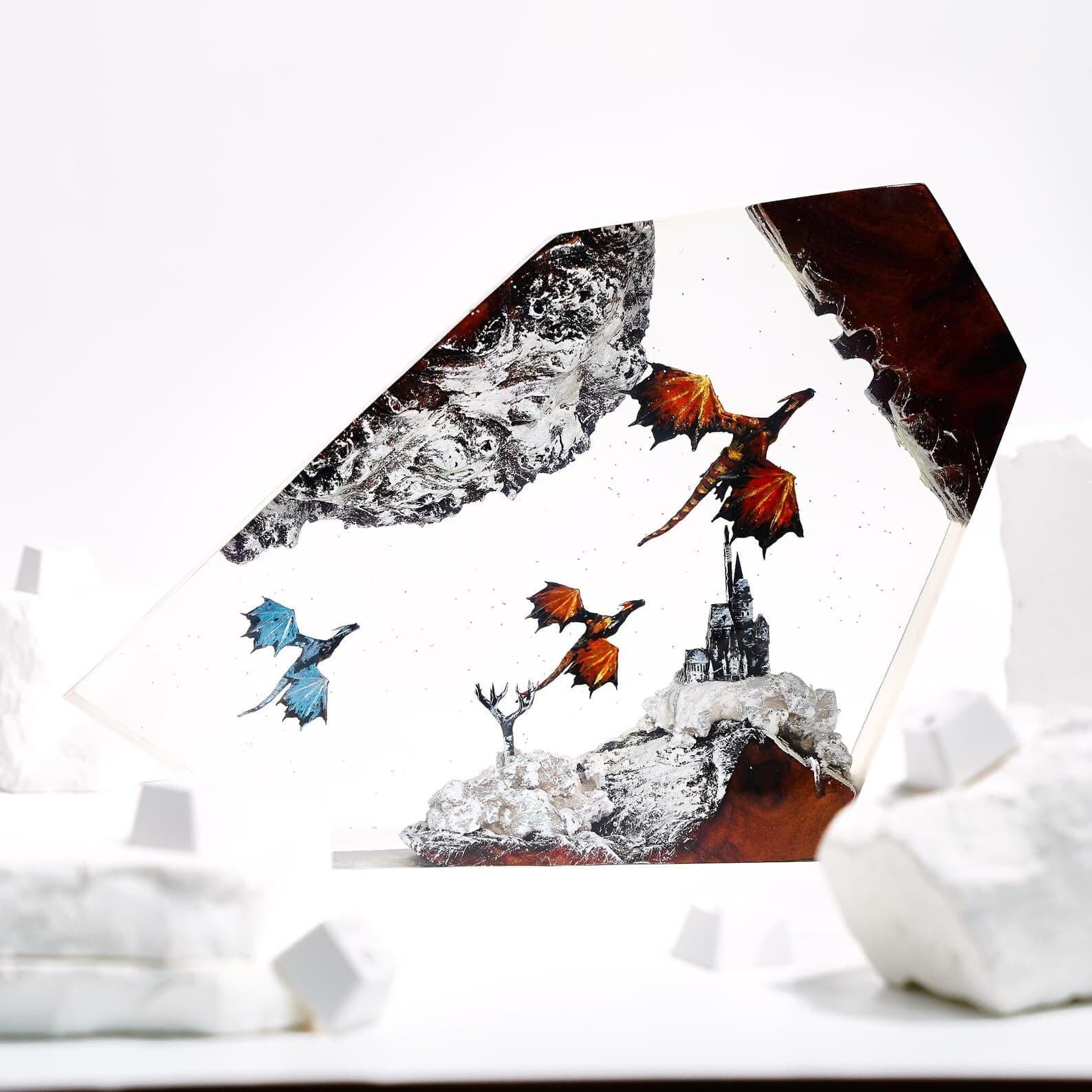 Dragon Siege Epoxy Resin Lamp – Handmade Diorama Fantasy Light – Red Dragons & Castle Centerpiece, Gift for Him 9