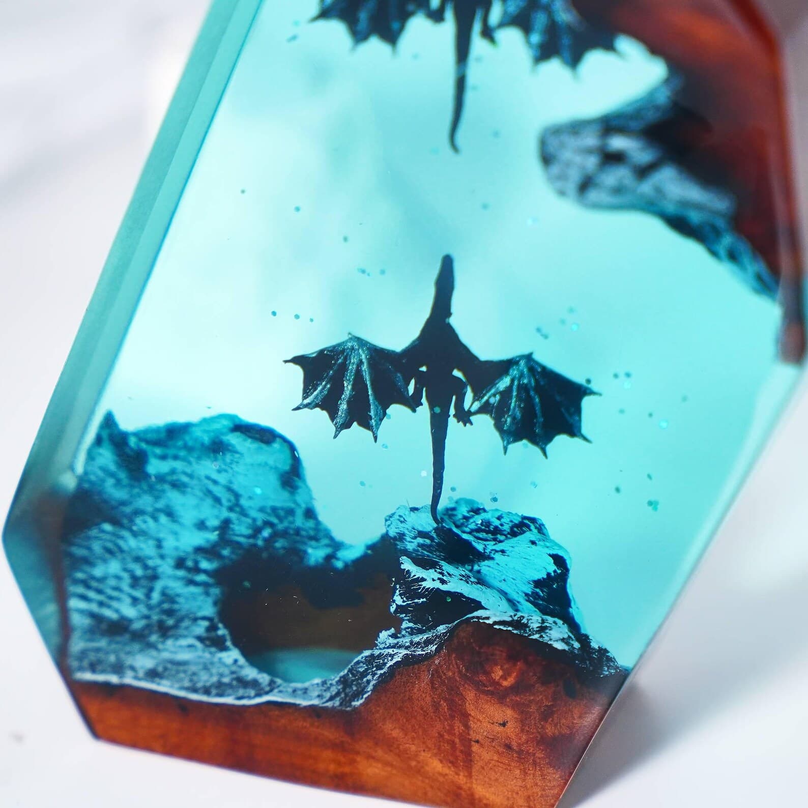 Dragon Resin Lamp, Handmade night Light gift, Unique Dragon Gift for Room Decor, Birthday gift for him, Gaming gift, Christmas Gift 6