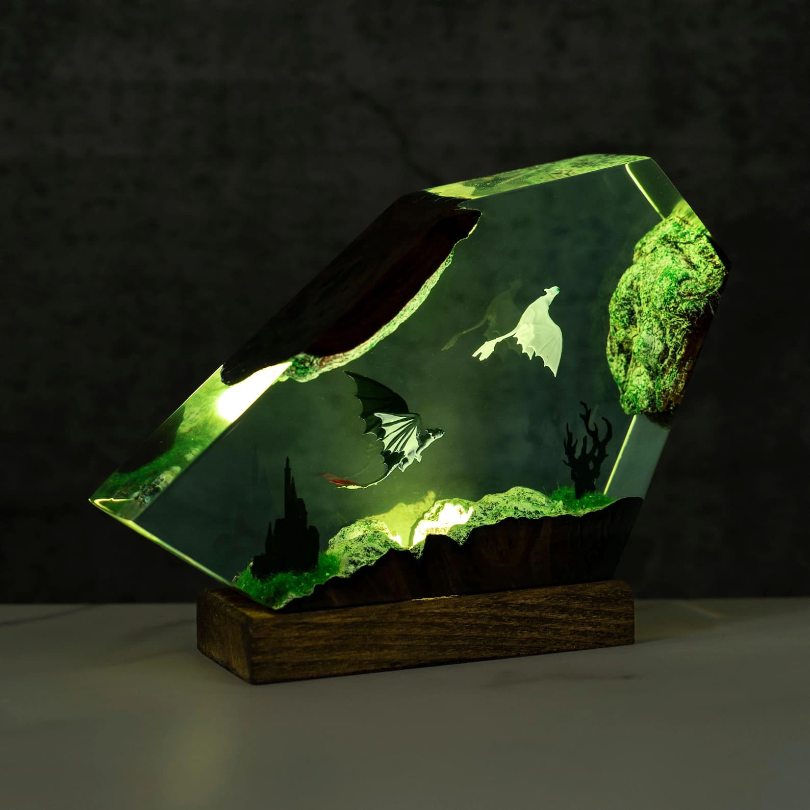 Handmade Dragon Diorama Lamp – LED Color-Changing Night Light with Wood Base – Crystal-Shard Sculpture Decor 3