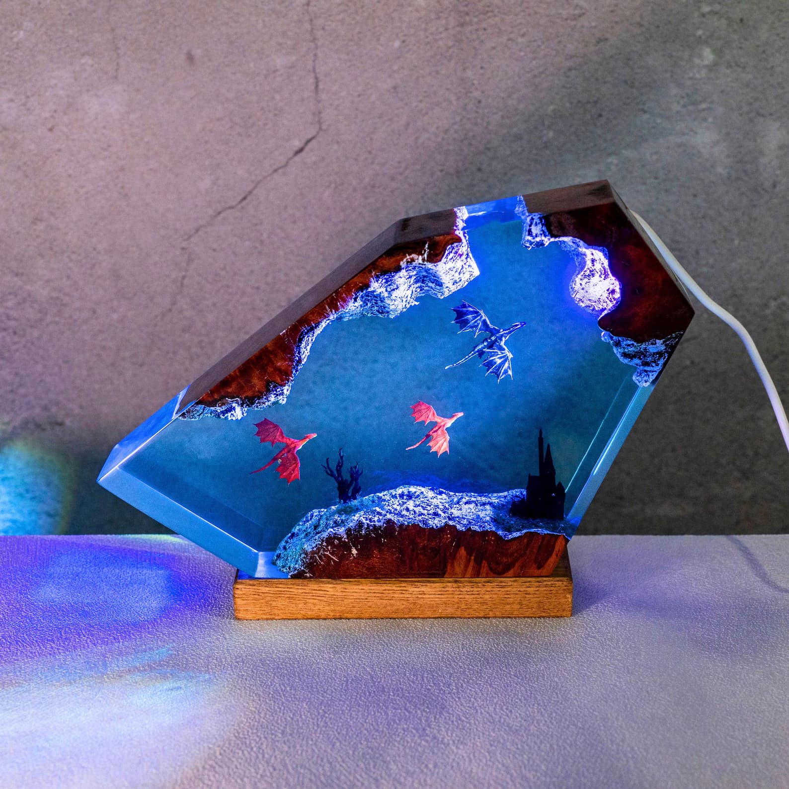 Handmade Dragon Resin Lamp – Fantasy Night Light, RGB LED Decor 10