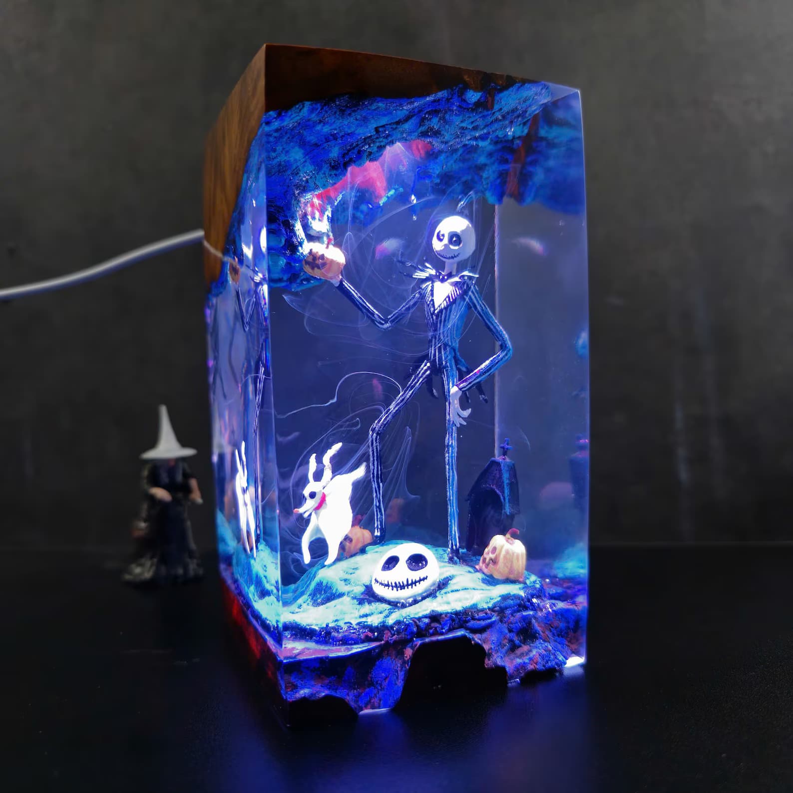 Too.thl.ess Dragon resin lamp, Christmas Gift, Light Fury Lamp, Dragon Figure lamp, New Year Gift 14