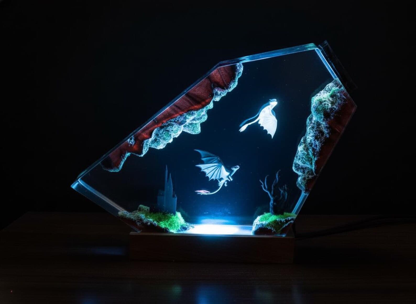 Fantasy Dragon Resin Lamp – Handmade LED Light with Flying Dragons and Castle Scene 6