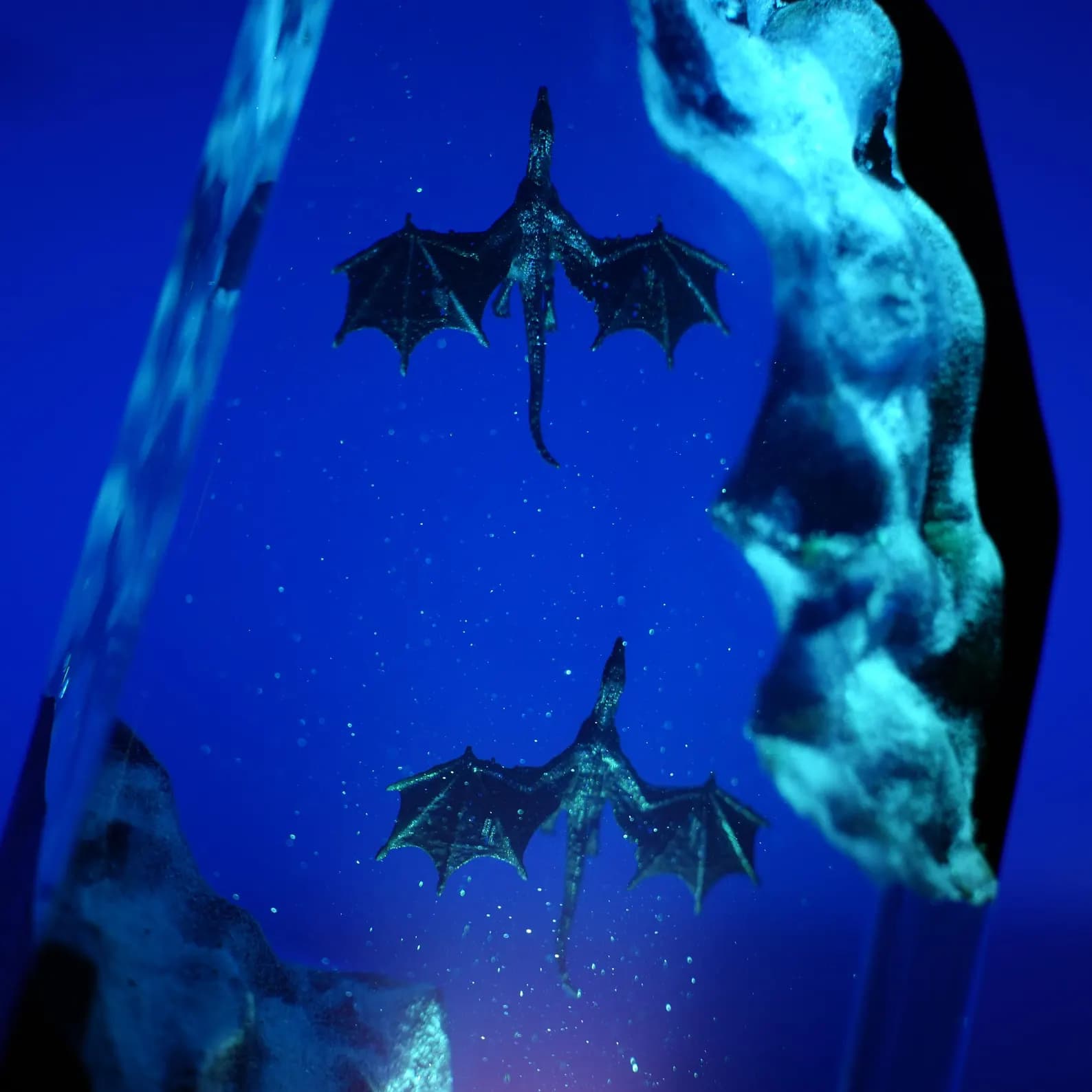 Fire & Ice Dragon Resin Wood Lamp – Fantasy Dragon Night Light, Gamer Desk Decor, Unique Collector Gift 11