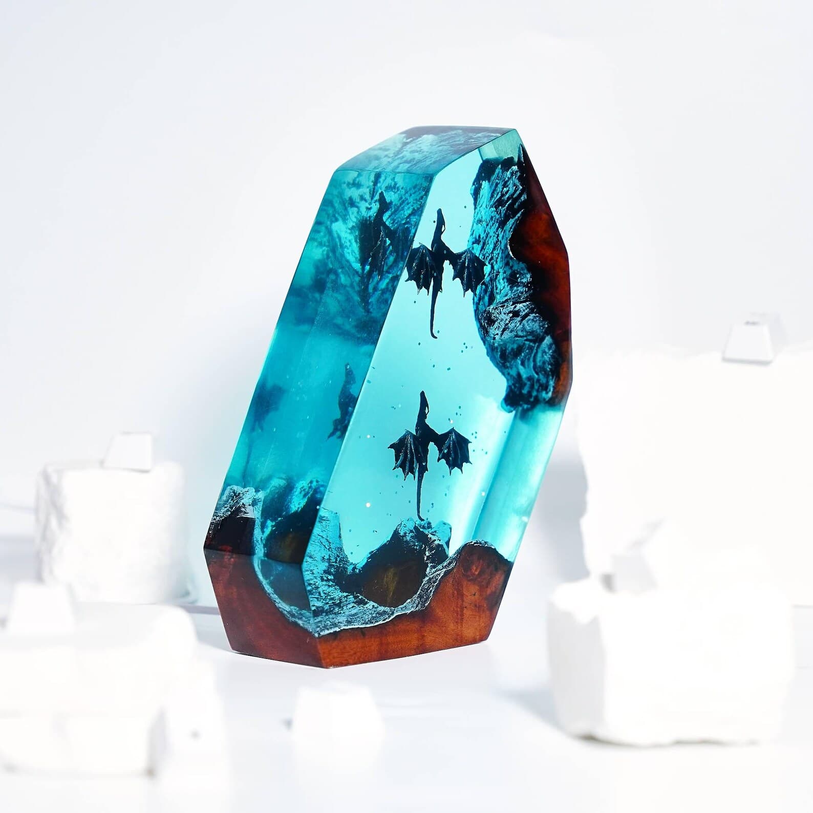 Dragon Resin Lamp, Handmade night Light gift, Unique Dragon Gift for Room Decor, Birthday gift for him, Gaming gift, Christmas Gift 3