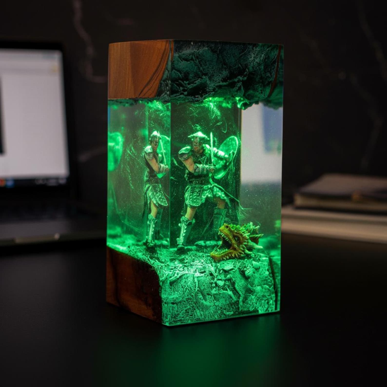 Handmade Dragon Born Resin Lamp – Handmade Epoxy Night Light, Gaming & Skyrim-Style Decor, Unique Christmas Gift 7