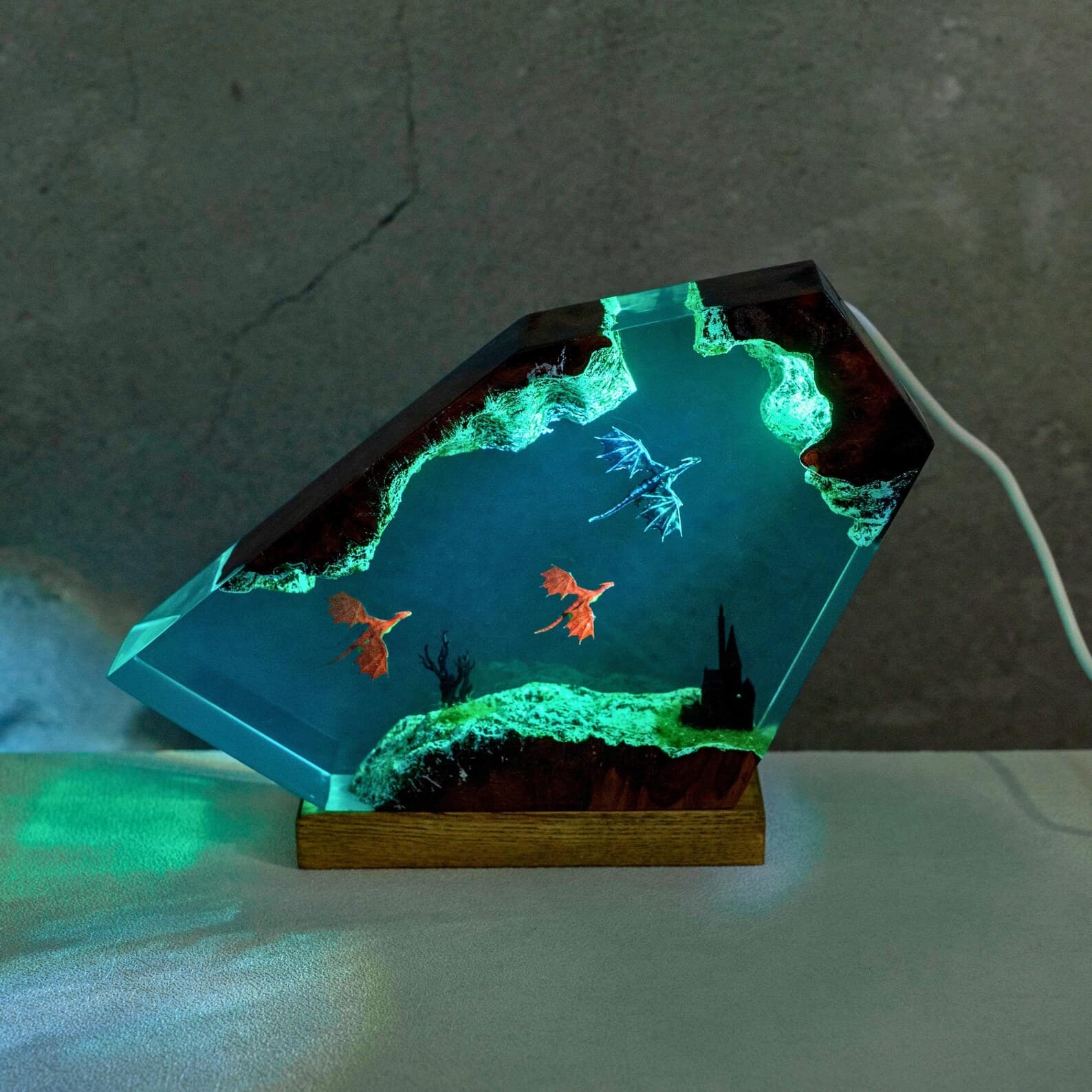Handmade Dragon Resin Lamp – Fantasy Night Light, RGB LED Decor 11