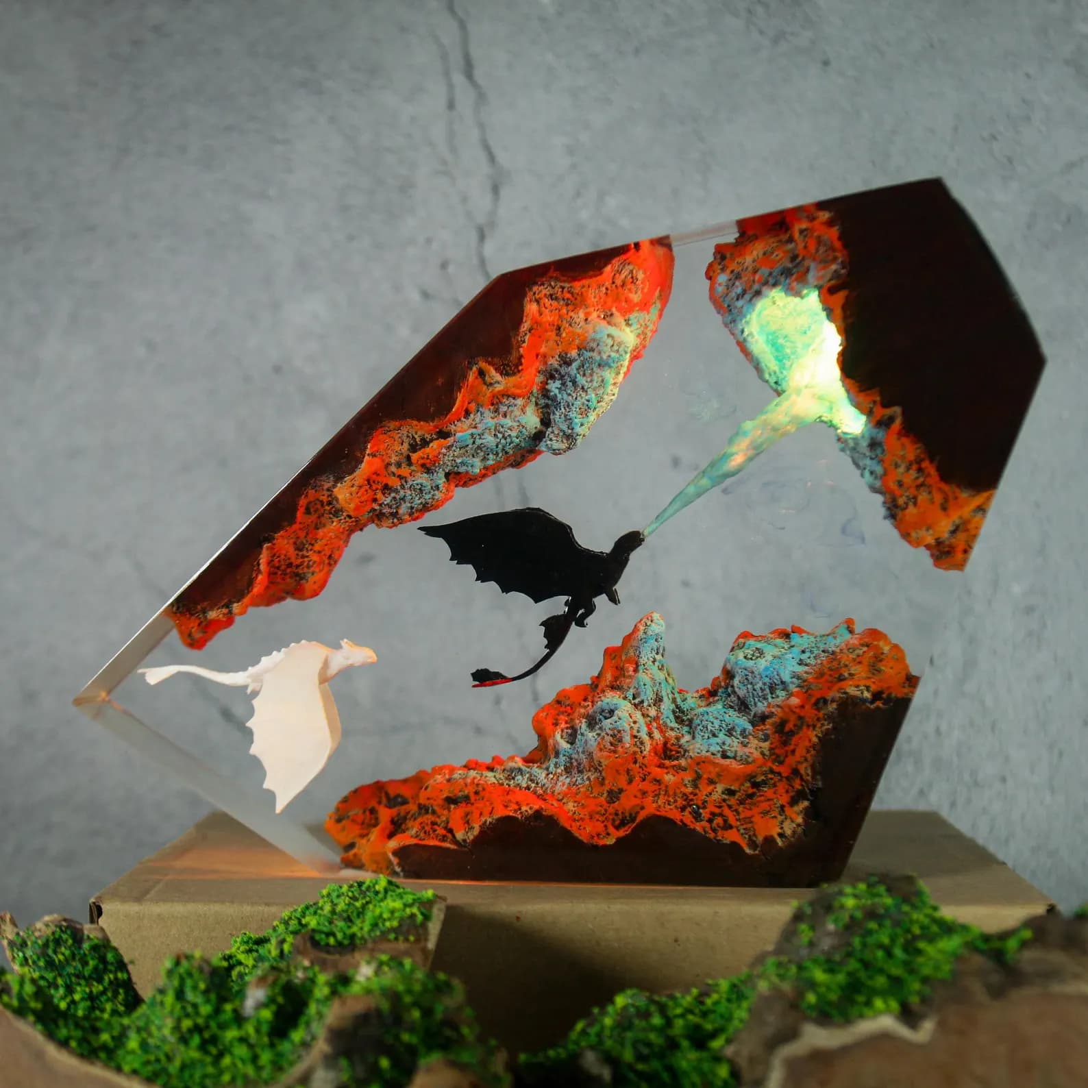 Toothless & Light Fury Dragon Resin Lamp: Handmade LED Night Light 7