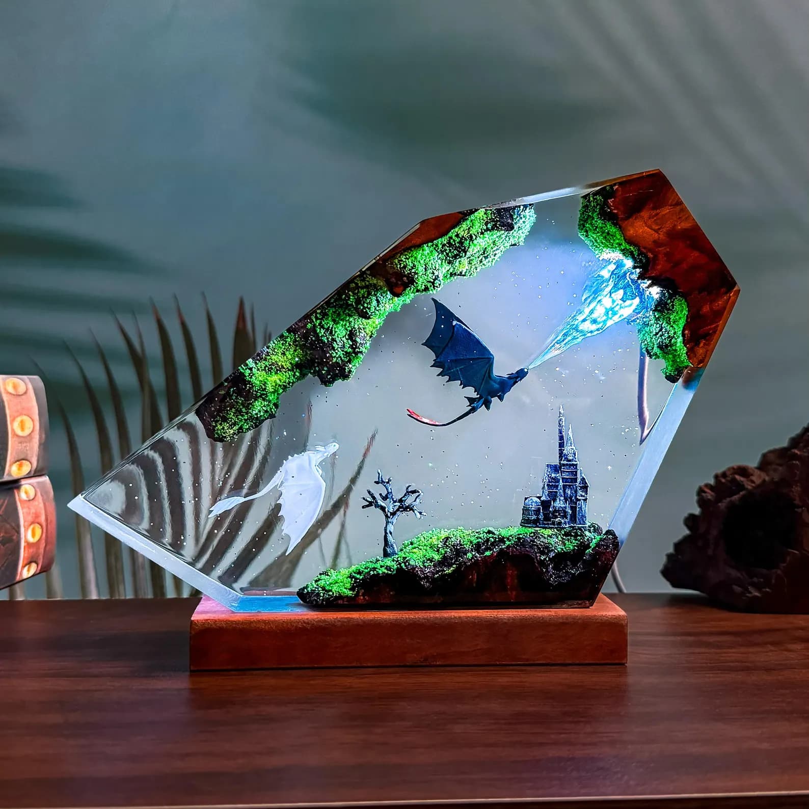 Dragon Battle Resin Lamp – Ice vs Dark Dragon LED Diorama – Fantasy Castle Scene Handmade Gift 1