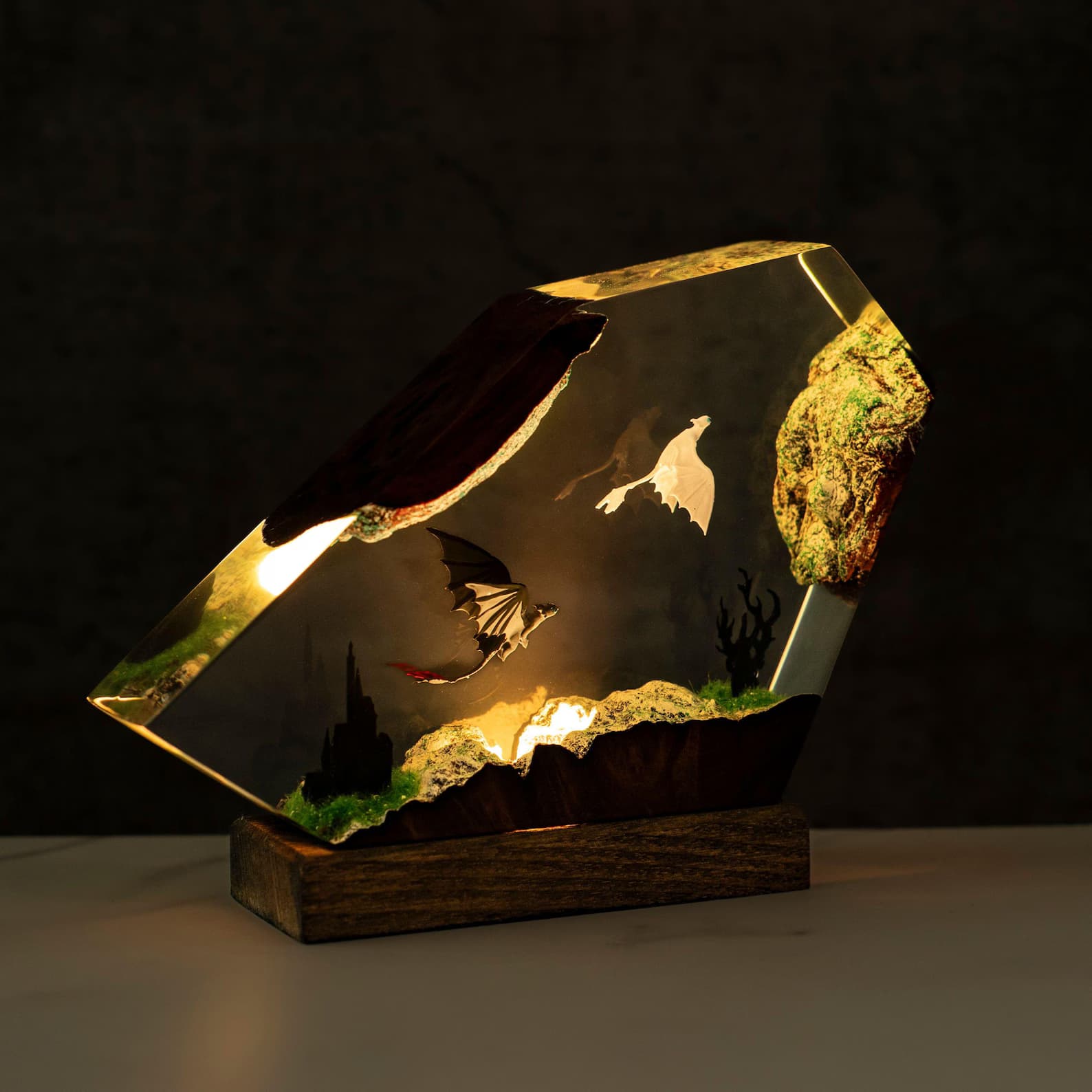 Handmade Dragon Diorama Lamp – LED Color-Changing Night Light with Wood Base – Crystal-Shard Sculpture Decor 6