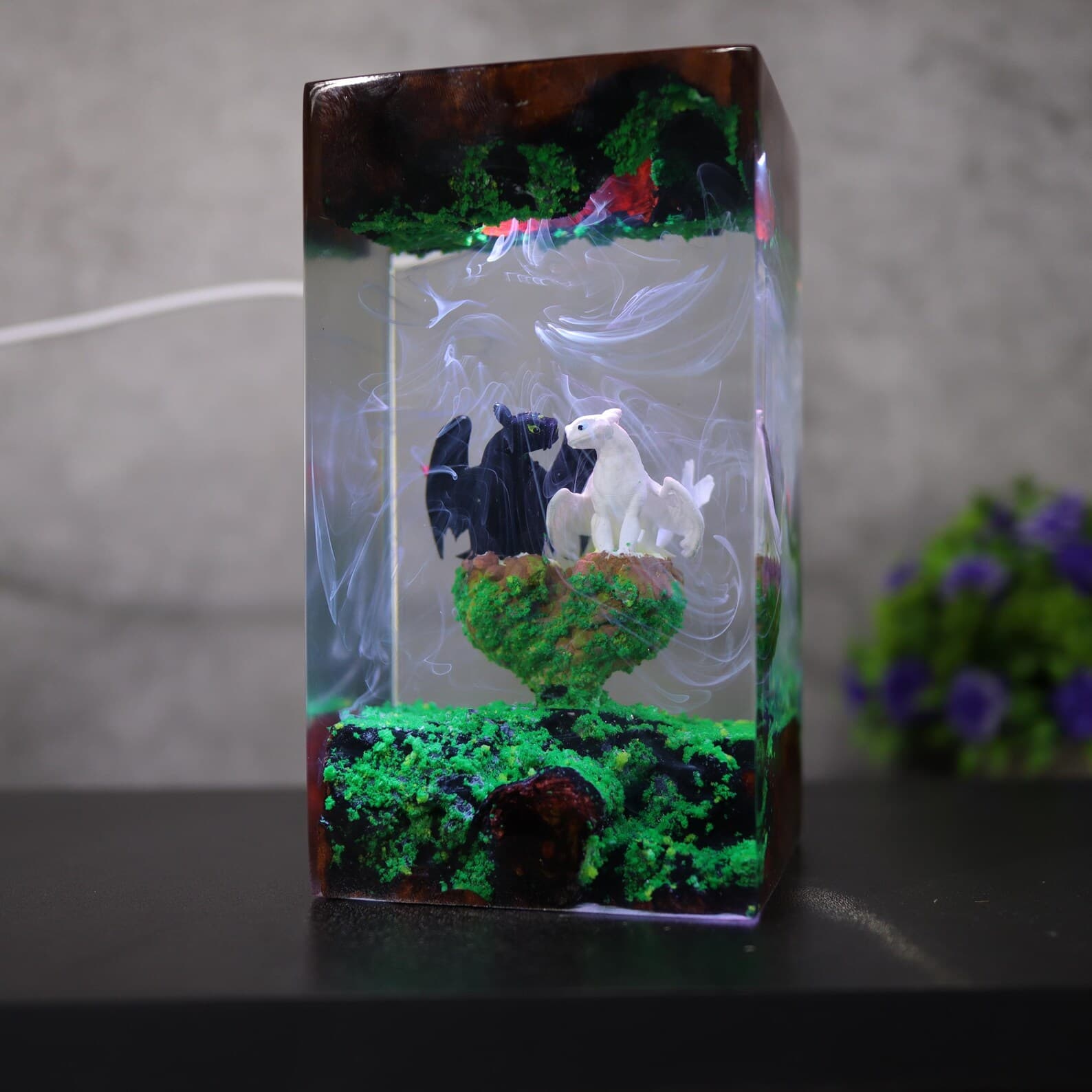 Too.thl.ess Dragon resin lamp, Christmas Gift, Light Fury Lamp, Dragon Figure lamp, New Year Gift 4