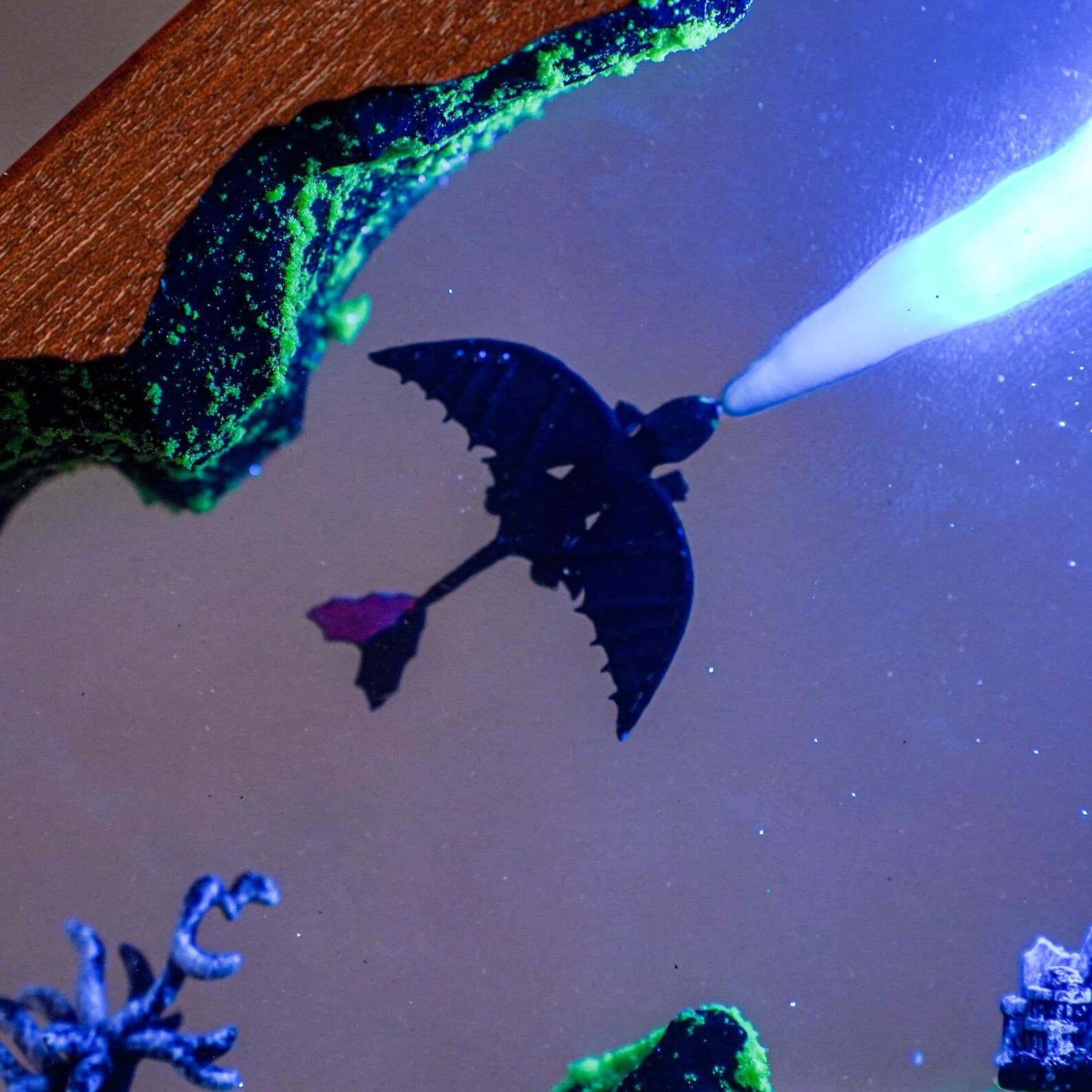 Handmade Fury Dragon Couple Lamp, Fangless Dragon Epoxy Resin Lamp, HTTYD Gift, Unique Gift, Resin Art 6