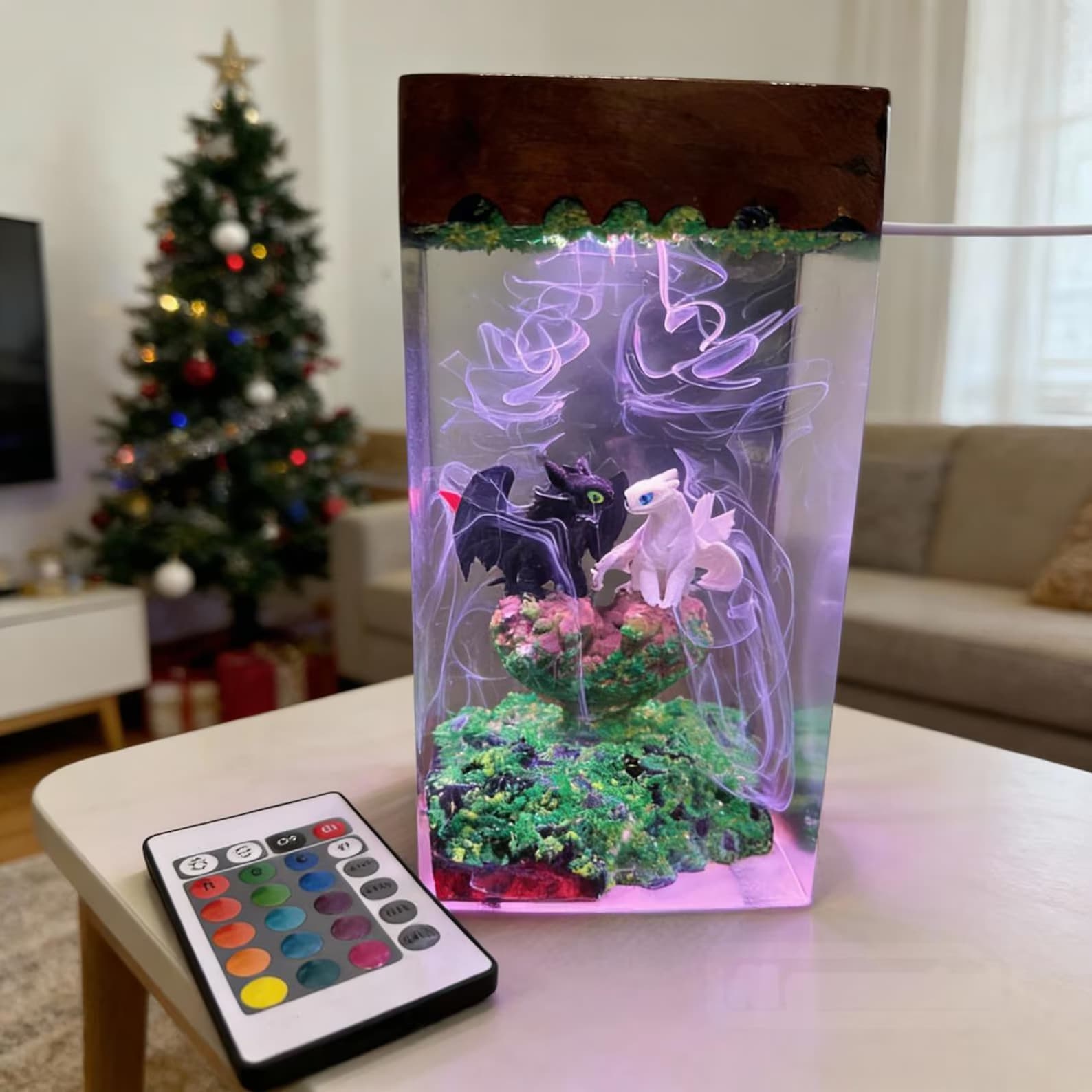 Handmade Dragon Couple Resin Lamp – LED Fantasy Night Light 3