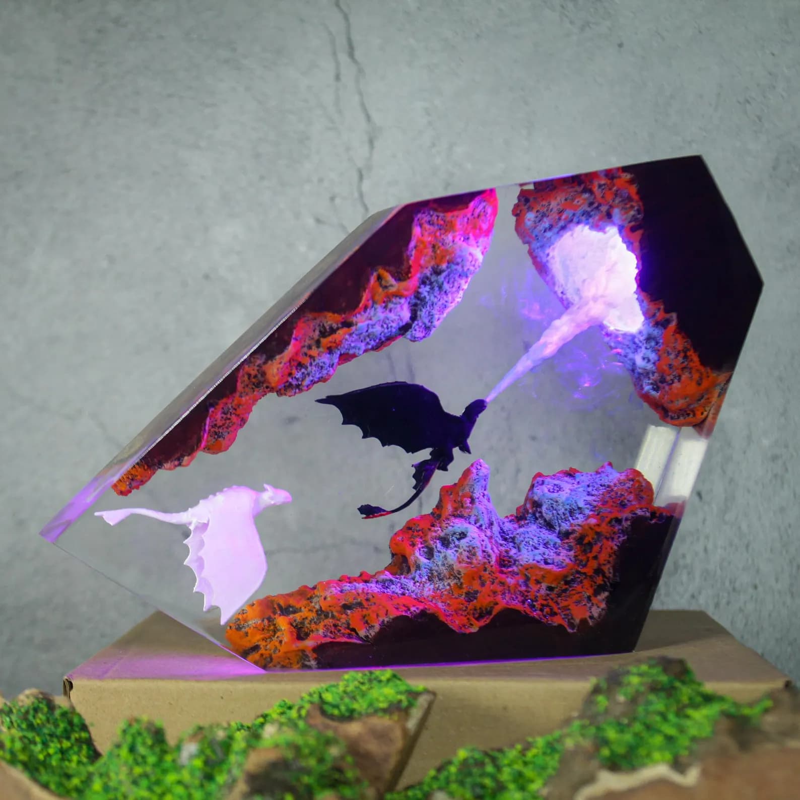 Toothless & Light Fury Dragon Resin Lamp: Handmade LED Night Light 2